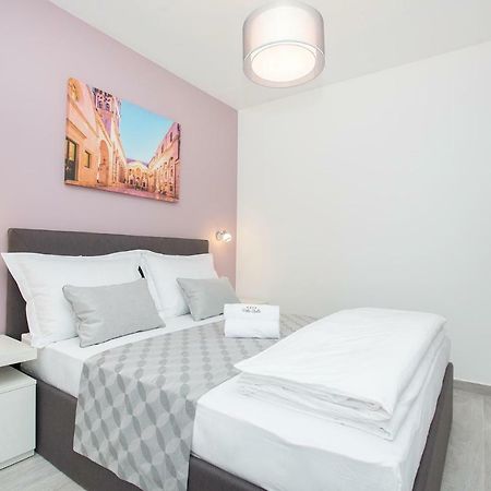 Villa Apartments Art Trogir Ngoại thất bức ảnh