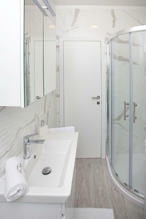Villa Apartments Art Trogir Ngoại thất bức ảnh
