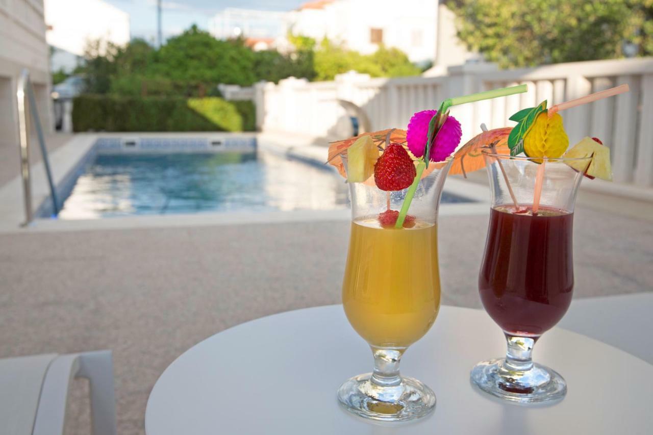 Villa Apartments Art Trogir Ngoại thất bức ảnh