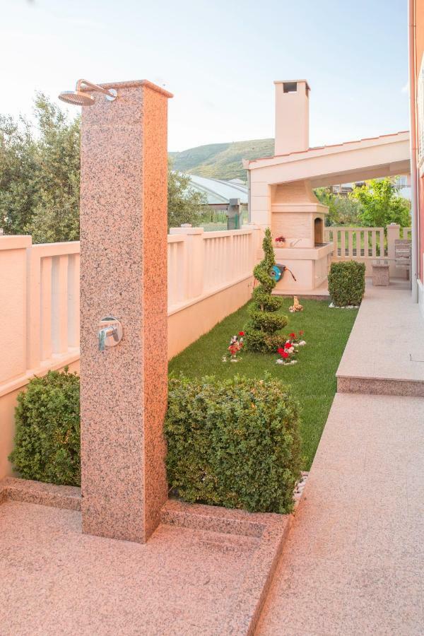 Villa Apartments Art Trogir Ngoại thất bức ảnh