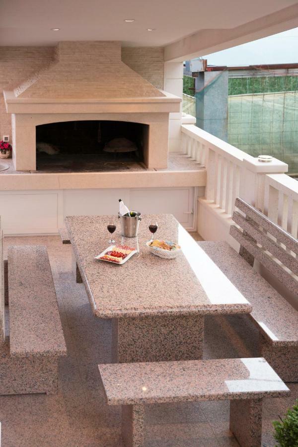 Villa Apartments Art Trogir Ngoại thất bức ảnh